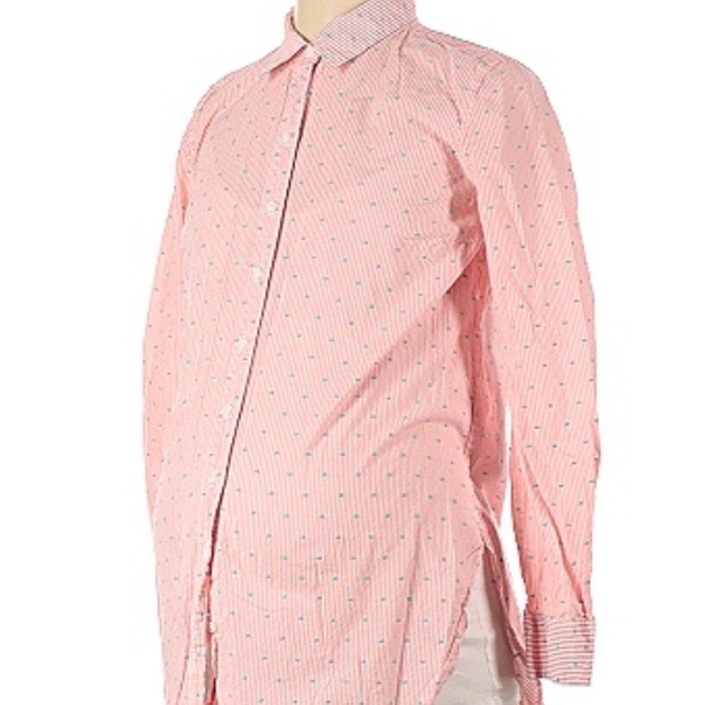 GAP maternity button down shirt